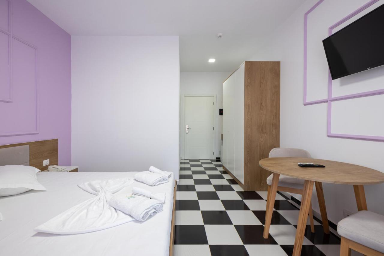 Compas Boutique Hotel Golem  Exterior foto